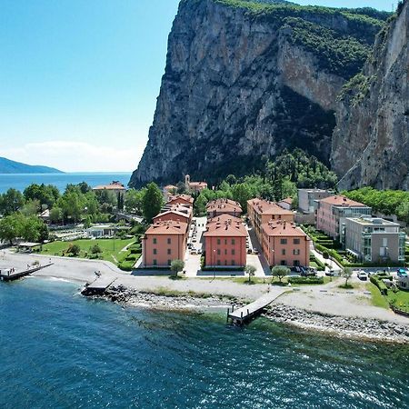 Sail Home - Apartments For Wind Lovers Campione del Garda Exterior photo